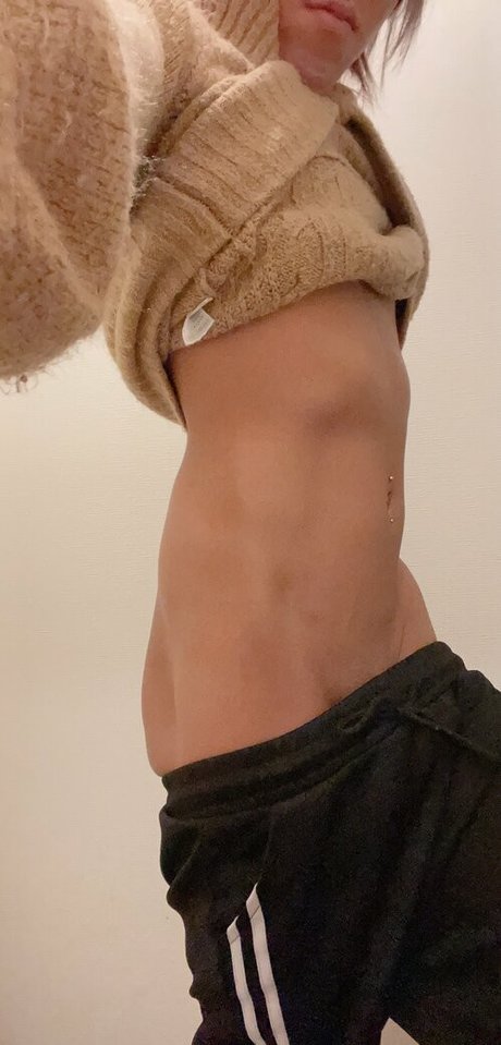 riremagic naked actress pictures