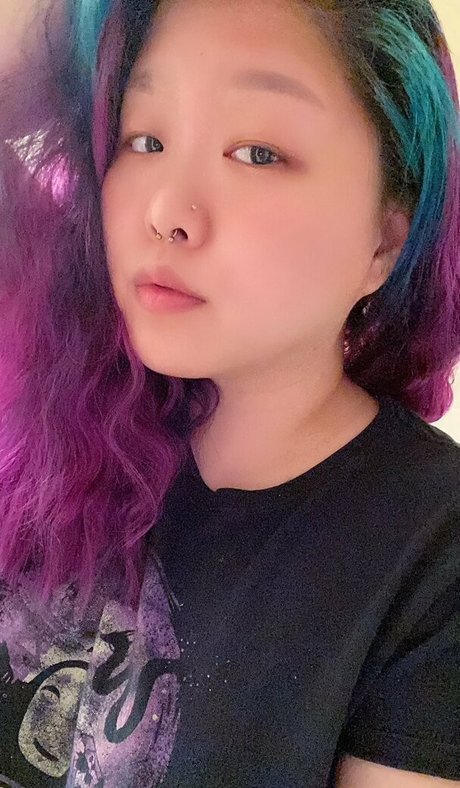 storytellercosplay star top image