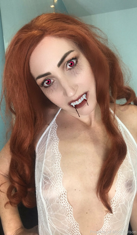 missdavison art actress image