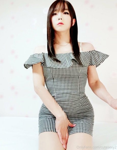 cutesexy222 nice actress pic