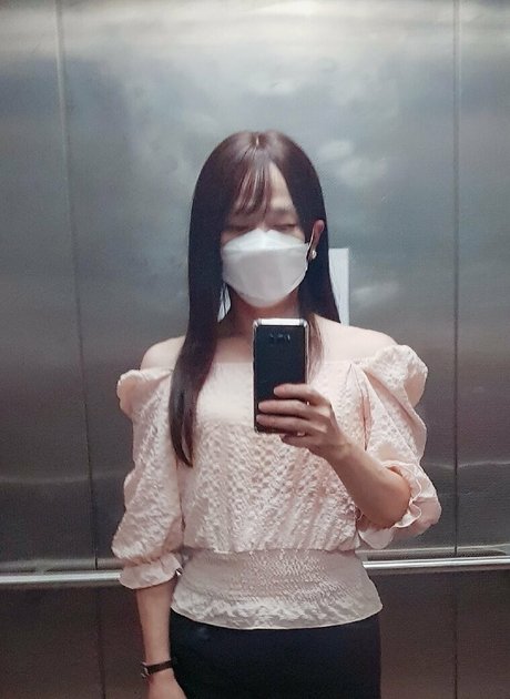 cutesexy222 erotic actress pics