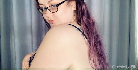 obeymisselle model sexy archive