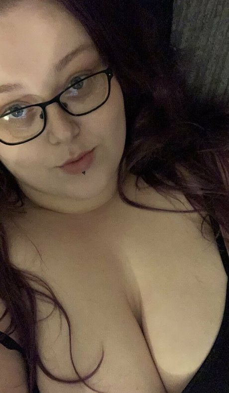 obeymisselle model high quality picture