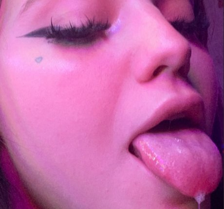 mooanna pretty star photos