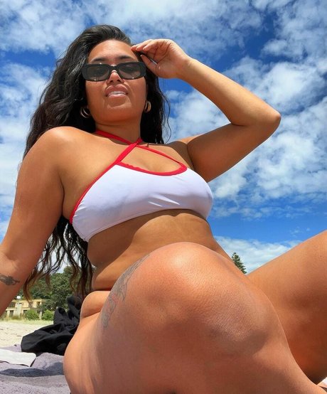 Anastasia Henry high quality star pictures