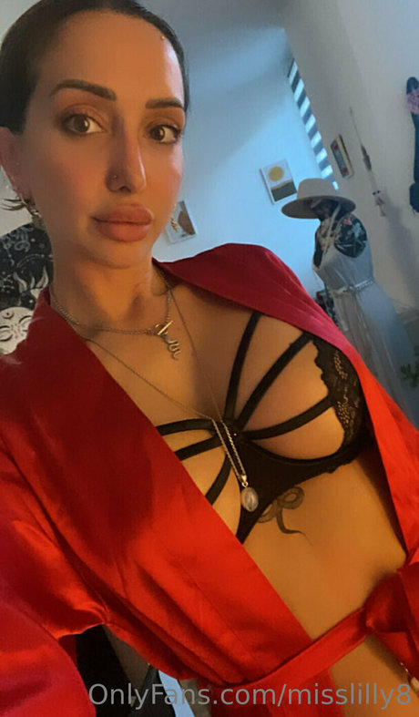 misslilly8 model exclusive img