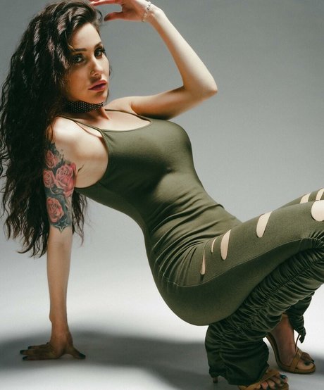 Stephanie Beaudoin nude actress picture