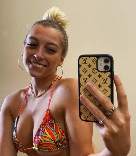 Kamryn Bedore pretty actress image