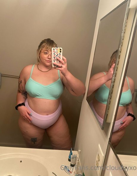 cloudsyxo adult model images