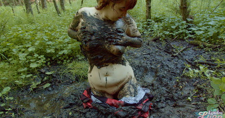 lyndralynnfree hot actress images