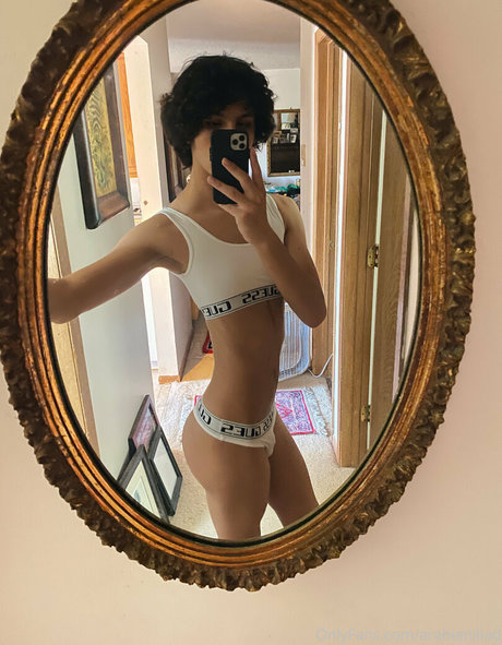 ArabianIliad beautiful actress picture