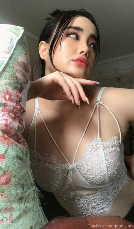 lesbian ass onlyfans naked pic