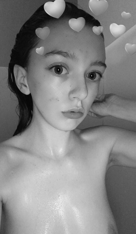 emmthequeen model hot pics