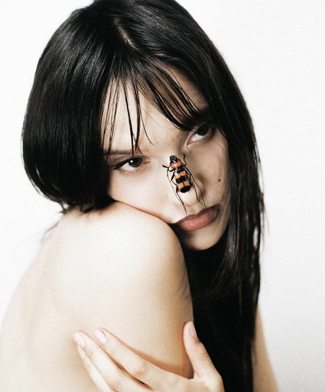 sadsamo pretty actress galleries