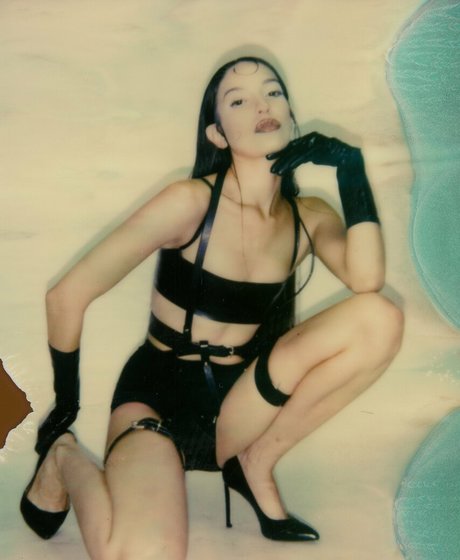 sadsamo model adult archive