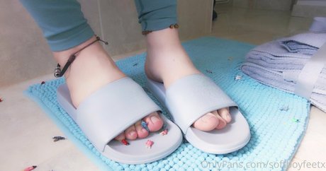 softboyfeetx erotic star image