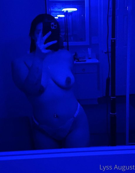 lyssaugust beautiful pornstar img