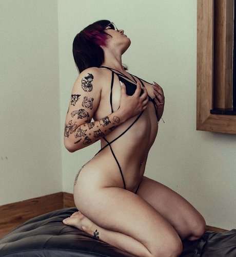 Yessica Castaneda model hot pictures