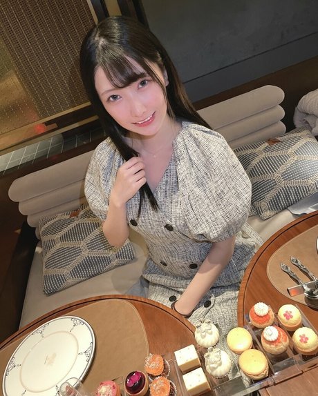 Hikaru Miyanishi pornstar sexy photos