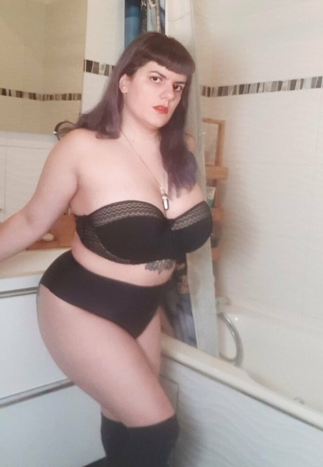 madame cherie free pornstar img