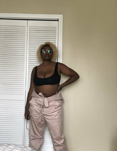 thothead model erotic gallery