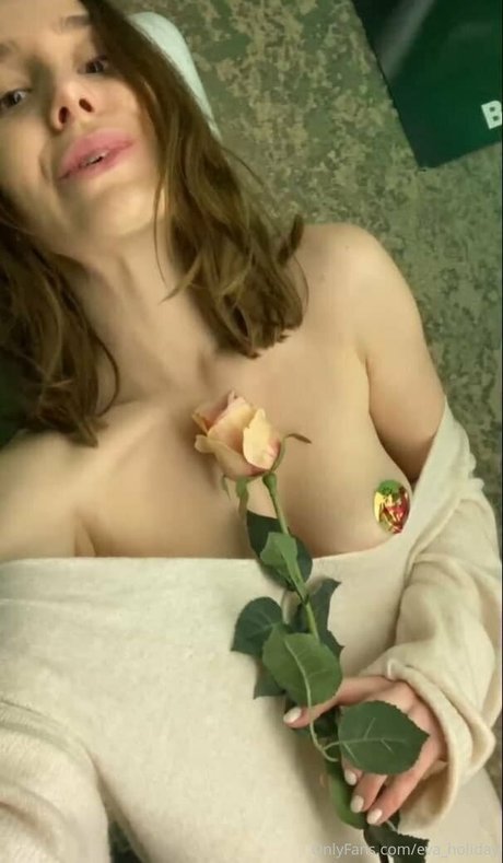 evaholiday pornstar erotic pictures