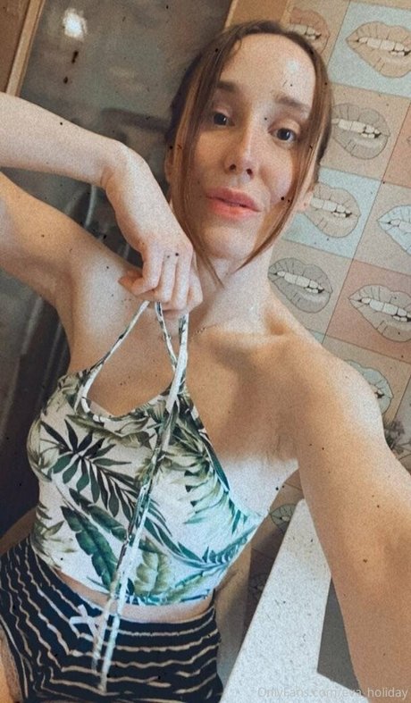 evaholiday nudes star photos