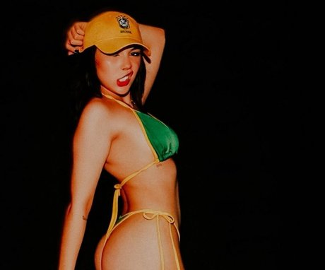 Anna Kisue model pretty img