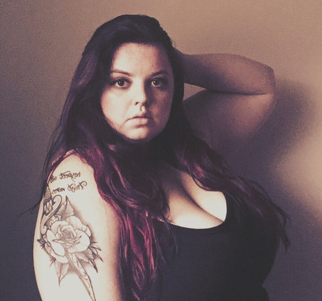 ahitsnatalie model top image