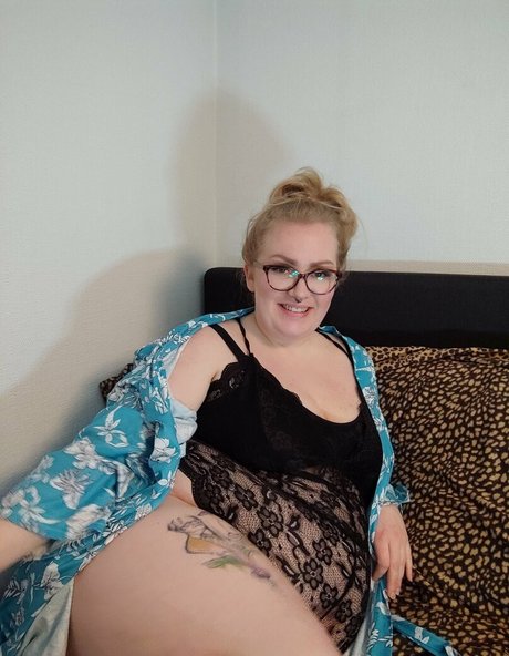 busty redhead teen onlyfans nude picture