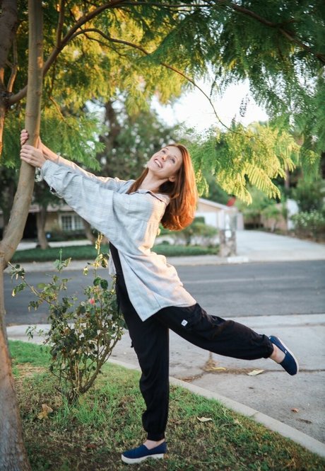 Nicole Tompkins model archive