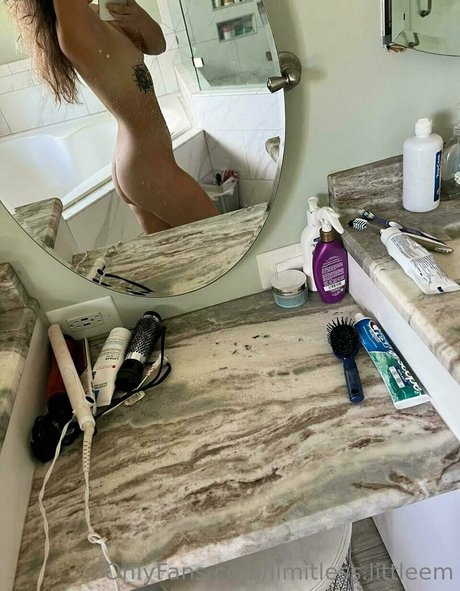 beautiful japanese onlyfans sexy naked photo