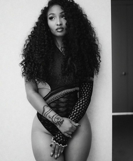 skinny blonde milf onlyfans best photos