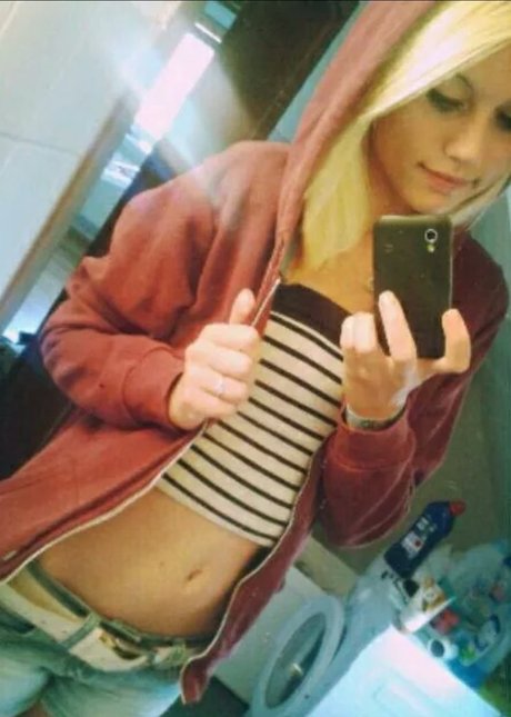 Gina gzuz sex model pics