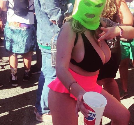 public onlyfans nudes galleries