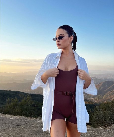 Tessa Brook exclusive pornstar galleries