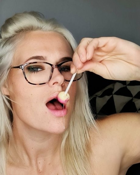 fat redhead onlyfans pornographic photo