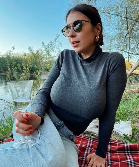 Gulia erotic star gallery