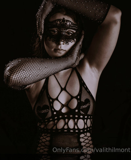 Valithilmont pornstar nude photo