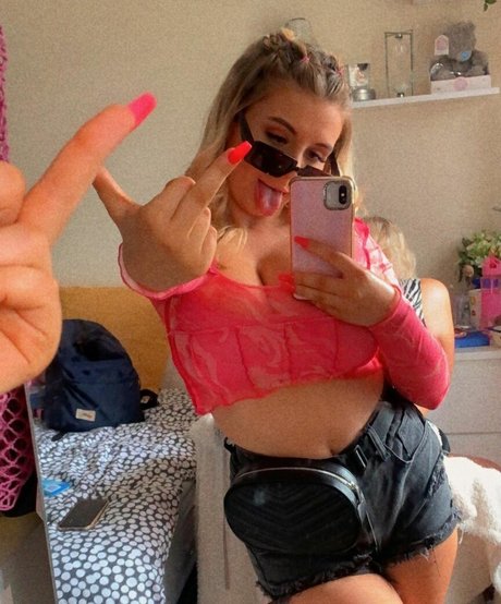 Jazmineblouise model adult photos