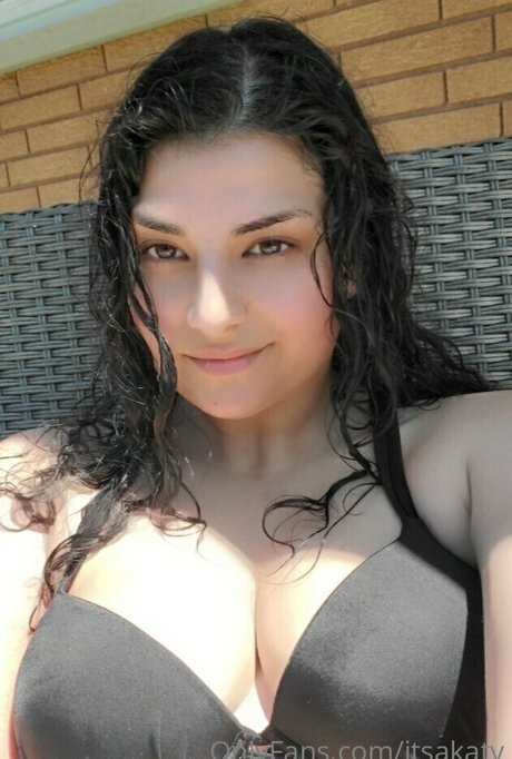 Itsaka best model galleries