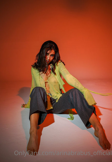 Arina Azarova high quality star images