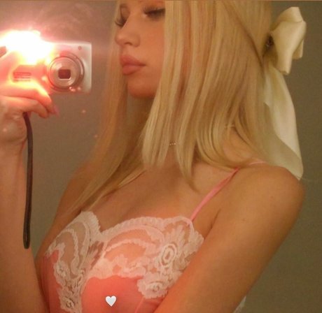 blondie angelika star hot image