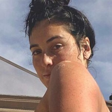 Clairenatalia_ pornstar naked images