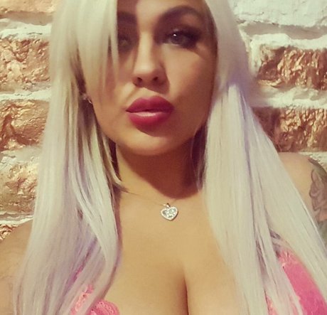 ffm onlyfans pretty pictures