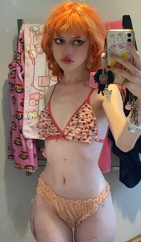 allmyheartbear model naked pics