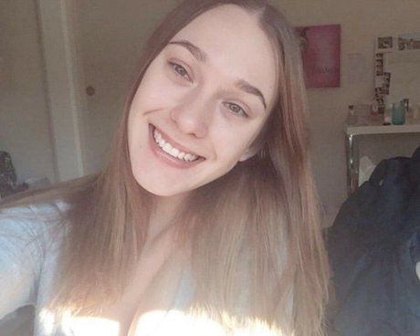 Bonnie Lowry sexy pornstar photo