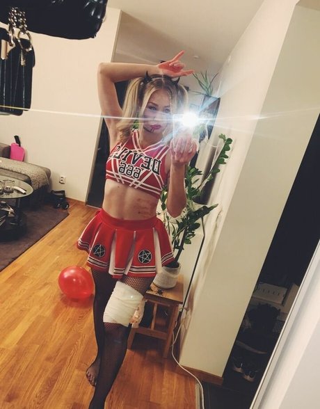 Kandyland star xxx photo