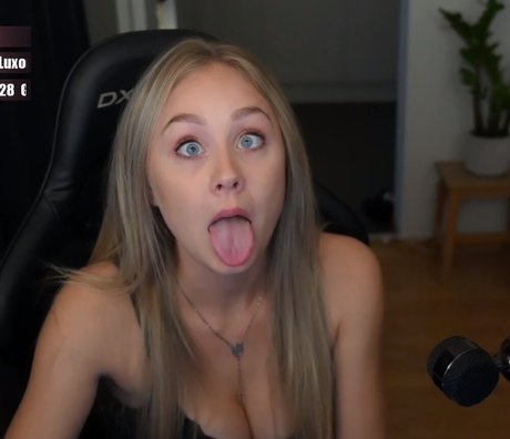 Kandyland hot model photos