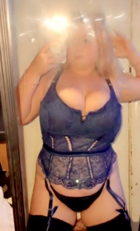 Amberly nude pornstar image